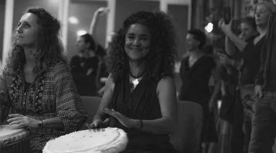 Africké bubnování — lekce, workshopy a akce